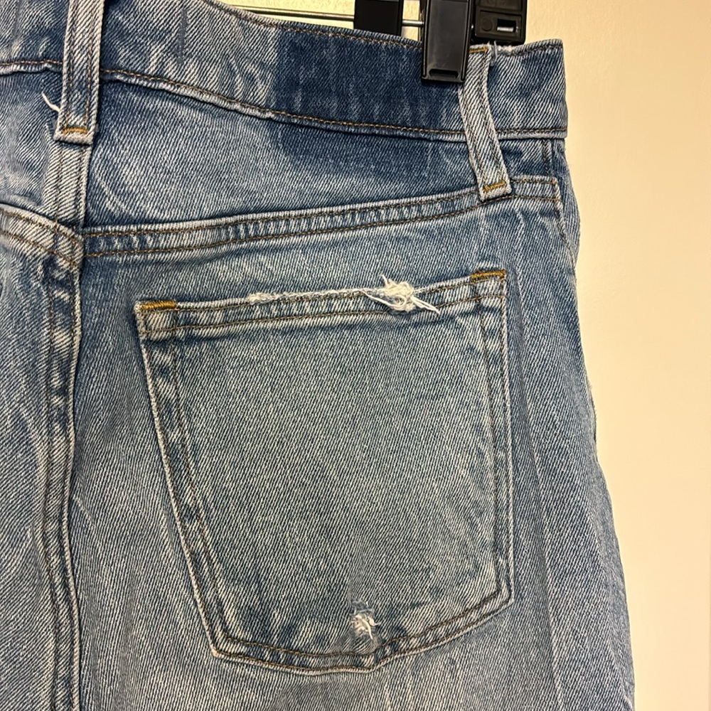 Abercrombie & Fitch Mom Jeans